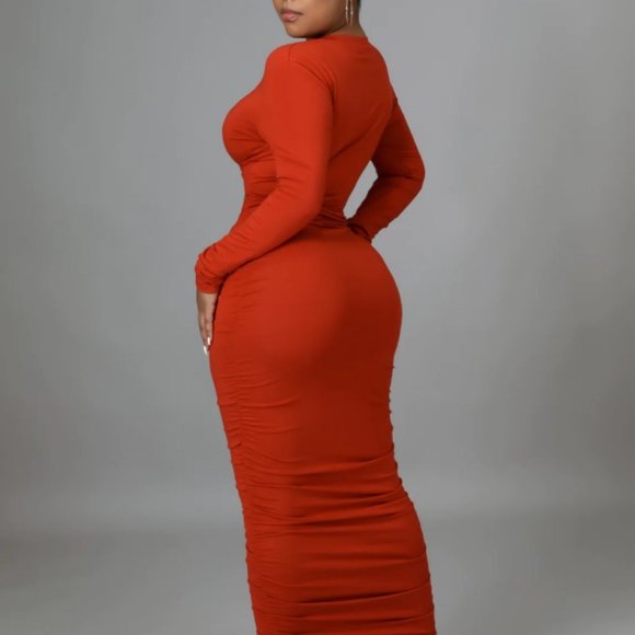 Dress - Picture 5 of 7